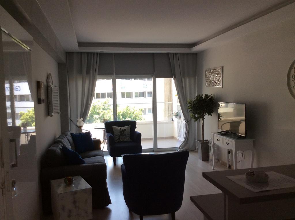 The Central Suites Nicosia Luaran gambar